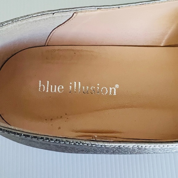 blue illusion Shoes Silver Flat Slip On Size 40 - Picture 9 of 9